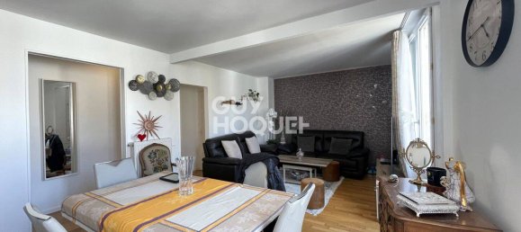 1 bedroom Apartment in Clamart, France No. 117322 2