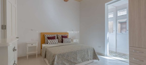 3 bedrooms Townhouse in Sliema, Malta No. 9279 12