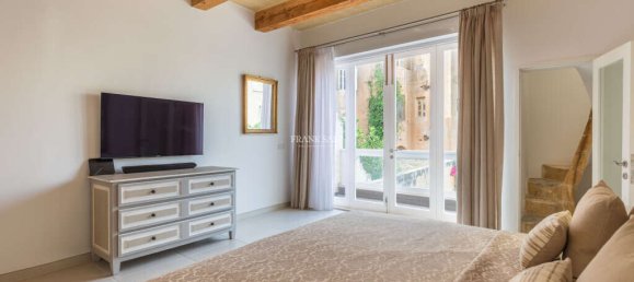 3 bedrooms Townhouse in Sliema, Malta No. 9279 10