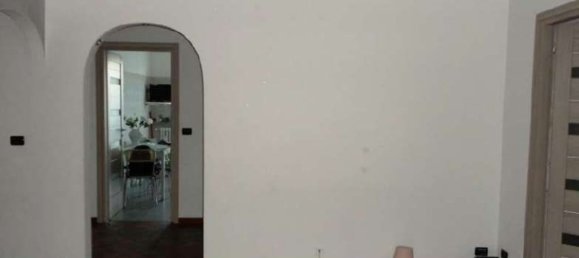 4 bedrooms Apartment in Novara, Italy No. 359385 28