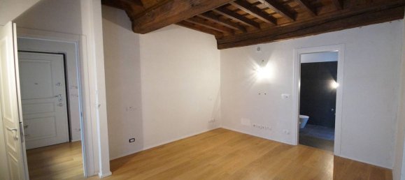 4 rooms Apartment in Turin, Italy No. 263211 11