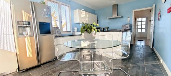 5 bedrooms Castles in Monflanquin, France No. 340927 3