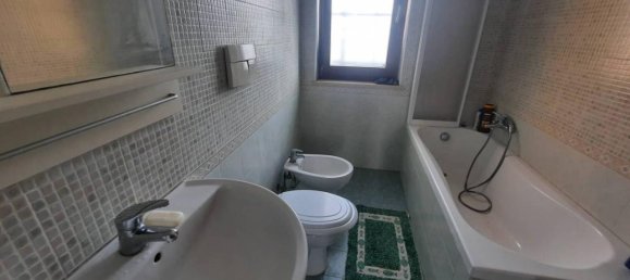 4 rooms Apartment in Rome, Italy No. 174010 22