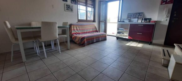 4 rooms Apartment in Rome, Italy No. 174010 7