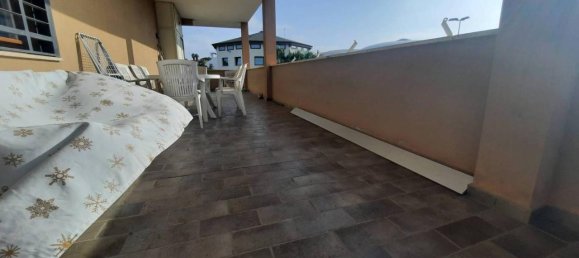 4 rooms Apartment in Rome, Italy No. 174010 9