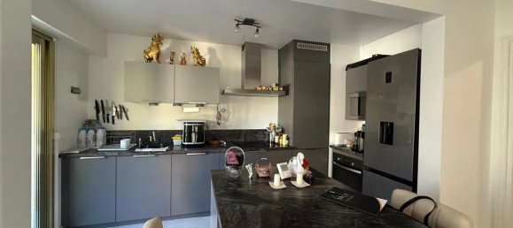 1 bedroom Apartment in Cannes, France No. 322576 5