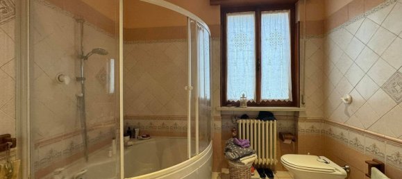 Дом с 4 спальнями в Ломелло, Италия № 364828 11