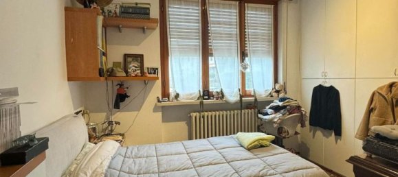 Дом с 4 спальнями в Ломелло, Италия № 364828 7