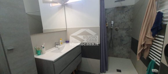 4-salle Appartement à Opera, Italy No. 314170 24