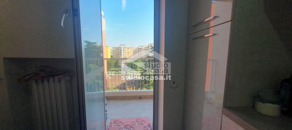 4-salle Appartement à Opera, Italy No. 314170 31