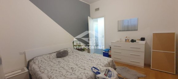 4-salle Appartement à Opera, Italy No. 314170 21