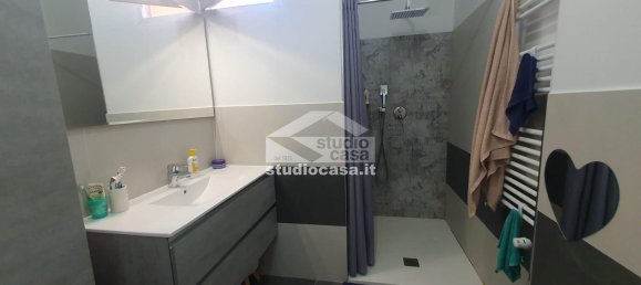 4-salle Appartement à Opera, Italy No. 314170 26