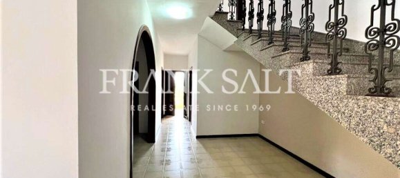 4 bedrooms Villa in San Gwann, Malta No. 4852 7