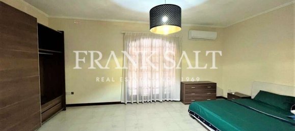 4 bedrooms Villa in San Gwann, Malta No. 4852 9