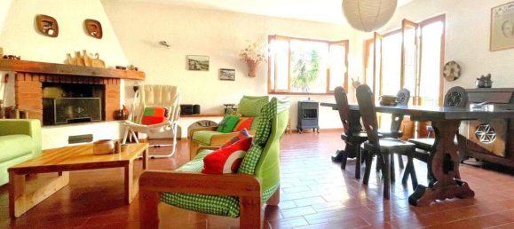 Villa de 3 habitaciónes en Ghiffa, Italy No. 30974 10