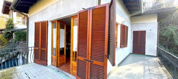 Villa de 3 habitaciónes en Ghiffa, Italy No. 30974 15