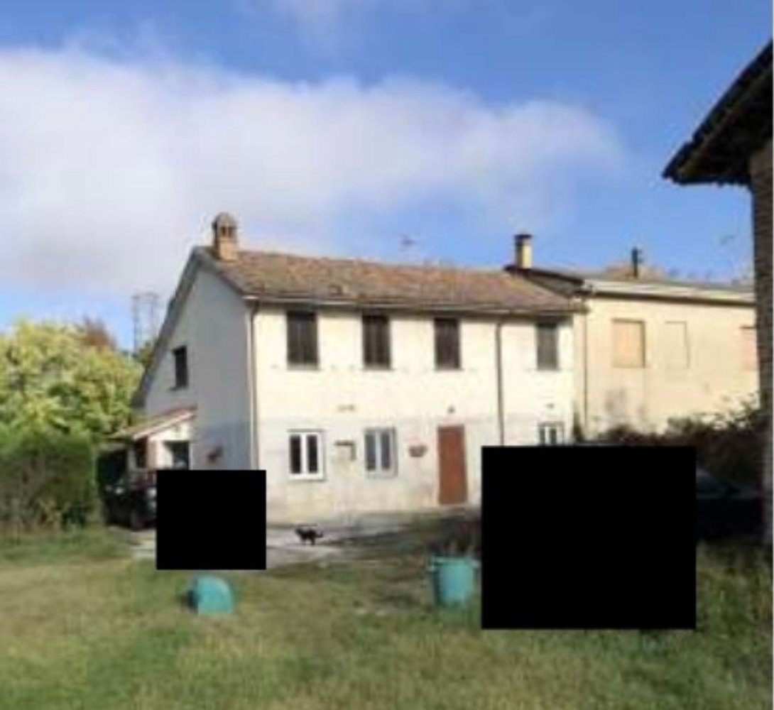 4غرفة فيلا في Pieve del Cairo, Italy رقم 141785