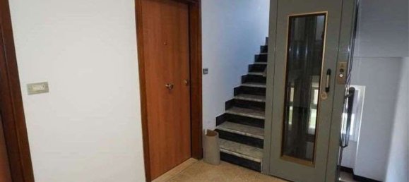 3 bedrooms Apartment in Rome, Italy No. 320192 11