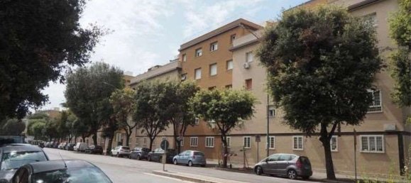 3 bedrooms Apartment in Rome, Italy No. 320192 4