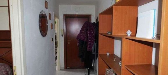 3 bedrooms Apartment in Rome, Italy No. 320192 12