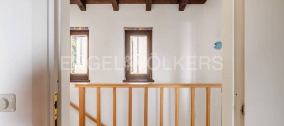 2 Schlafzimmer Villa in Maccagno con Pino e Veddasca, Italy, Nr. 332107 13