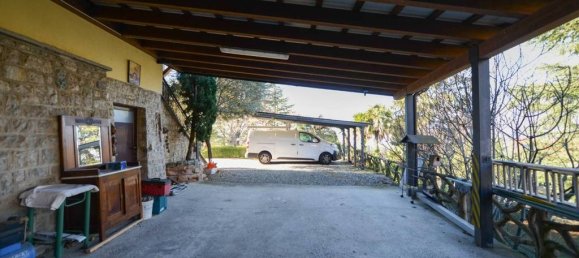 4 Schlafzimmer Villa in Orino, Italy, Nr. 84674 3