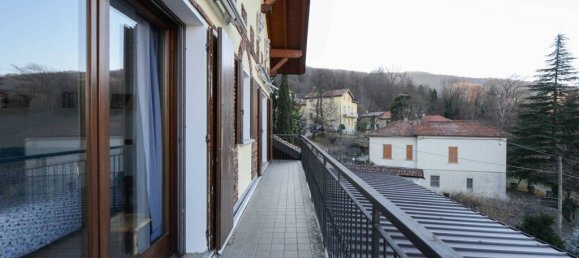 4 Schlafzimmer Villa in Orino, Italy, Nr. 84674 29