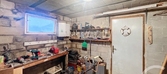 Casa de 3 dormitorios en Oiry, France No. 217140 32