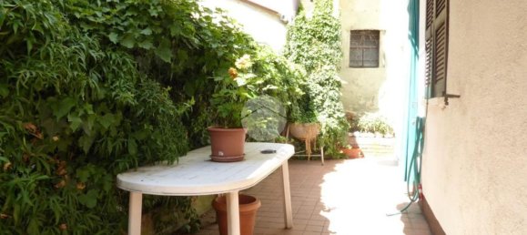 8 rooms House in Pavia, Italy No. 145286 2