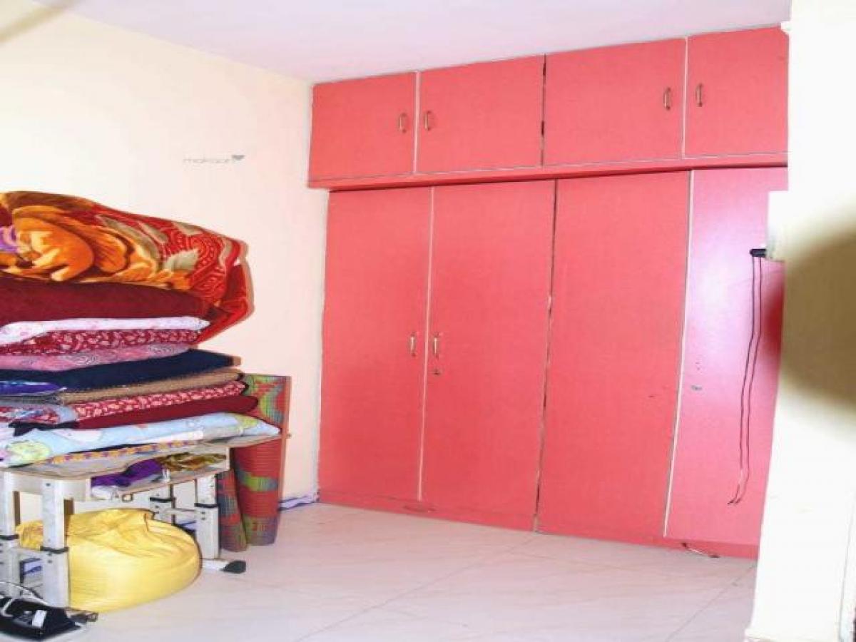 Studio à Pune, India No. 9132