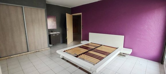3 Schlafzimmer Wohnung in Chalons-en-Champagne, France, Nr. 153015 8