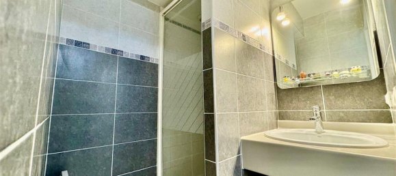 Apartamento de 3 dormitorios en Chennevieres-sur-Marne, France No. 164969 7