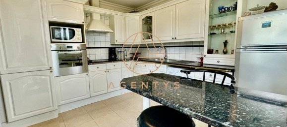 Apartamento de 3 dormitorios en Chennevieres-sur-Marne, France No. 164969 9