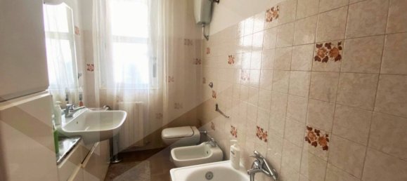 4-Zimmer Wohnung in Bari, Italy, Nr. 29093 4