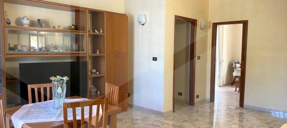 4-Zimmer Wohnung in Bari, Italy, Nr. 29093 16