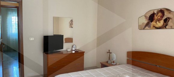 4-Zimmer Wohnung in Bari, Italy, Nr. 29093 11