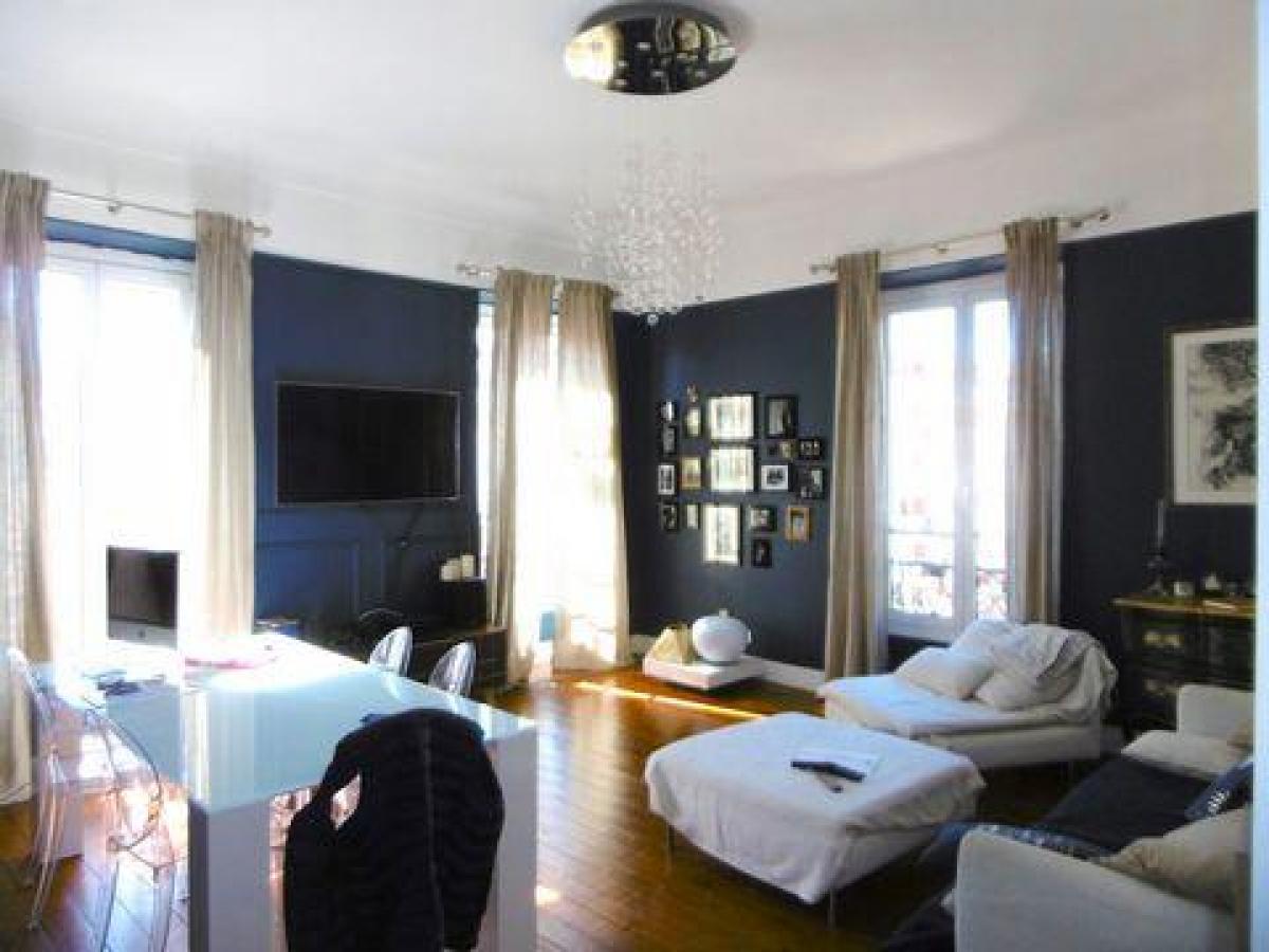 4 bedrooms Condo in Menton, France No. 15966