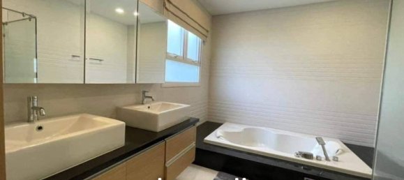 4 bedrooms Cafe / restaurant in Bang Lamung, Thailand No. 15883 10