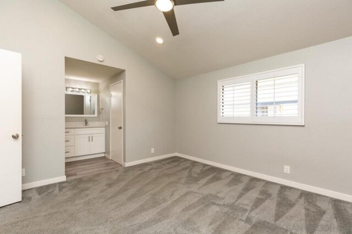 2 bedrooms House in San Diego, USA No. 206833