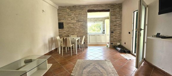 3 rooms Villa in Vezzano Ligure, Italy No. 24726 2