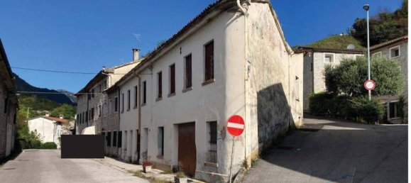 3-salle Appartement à Segusino, Italy No. 284845 8