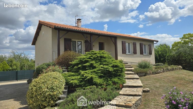 3 bedrooms House in Vienne, France No. 313630