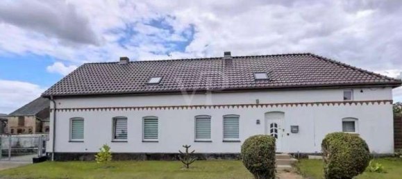 Дом с 4 комнатами в Людвигслуст-Пархим, Германия № 187665 2