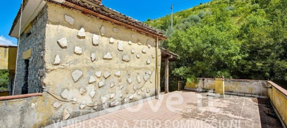 2 bedrooms House in Amaseno, Italy No. 285402 24