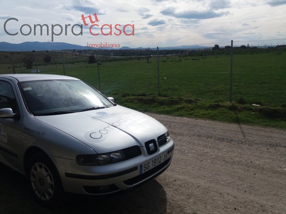Terreno em La Lastrilla, Spain 5600 m² N.º 20847