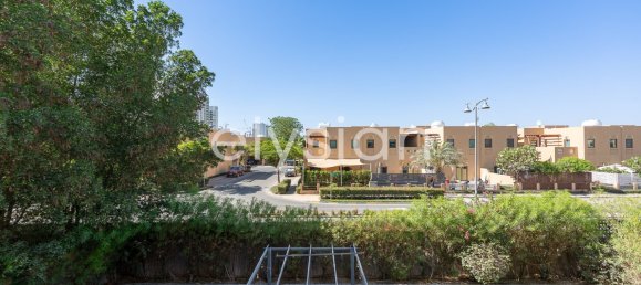 3 bedrooms Villa in Al Furjan, UAE No. 96843 11