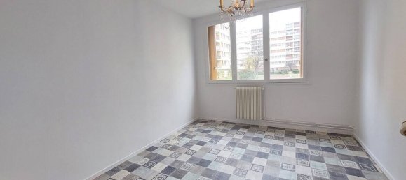 2 chambres Appartement à Montargis, France No. 79569 7