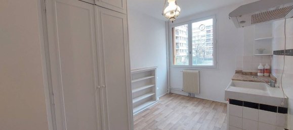 2 chambres Appartement à Montargis, France No. 79569 3