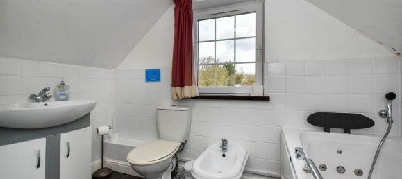 6 غرف نوم منزل في Ammanford, United Kingdom رقم 2293 6