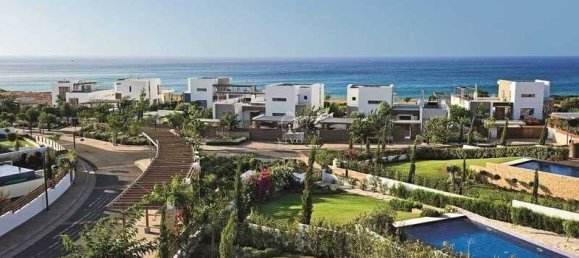 4 Schlafzimmer Villa in Polis, Cyprus, Nr. 19185 9